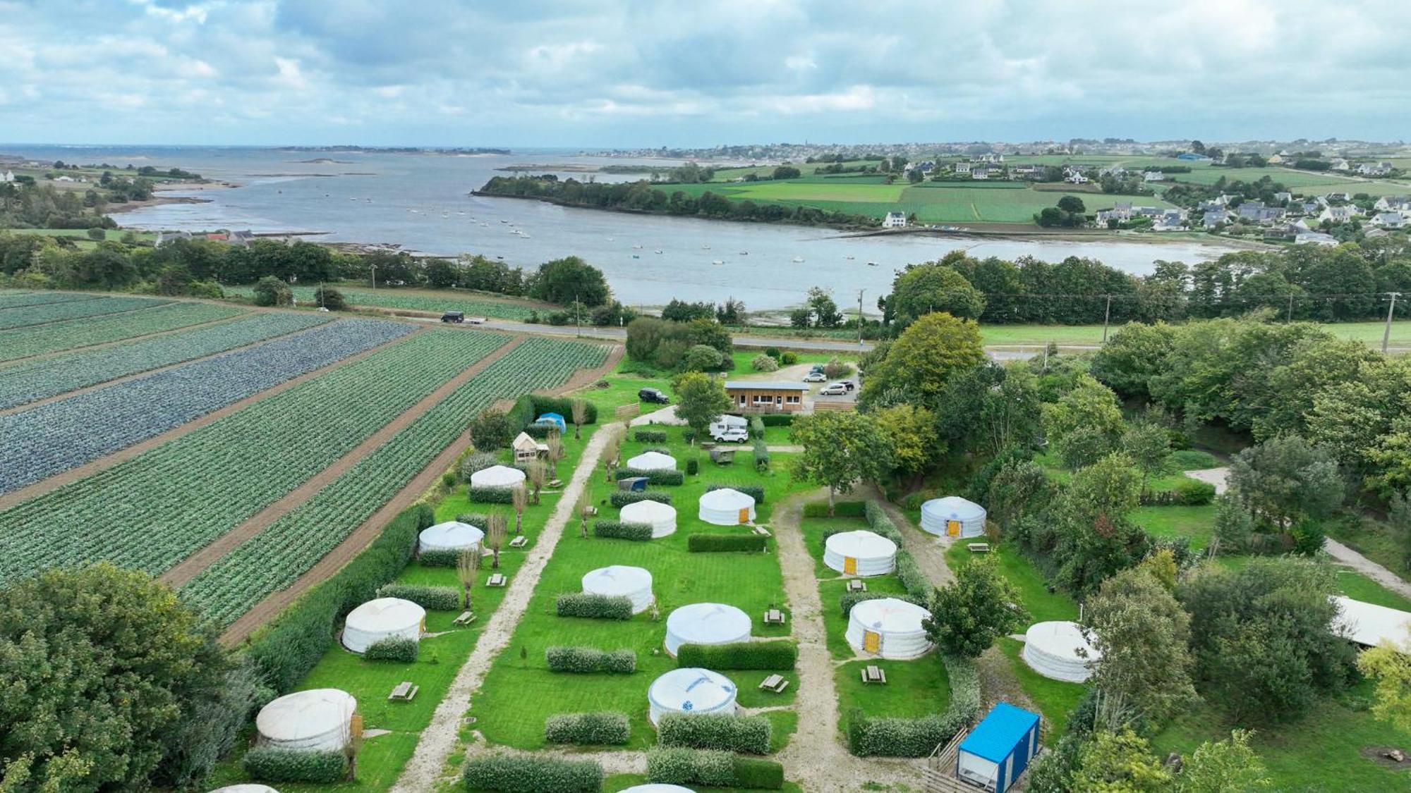 Plouénan Camping Kerlaudy Mer Et Yourtes מראה חיצוני תמונה